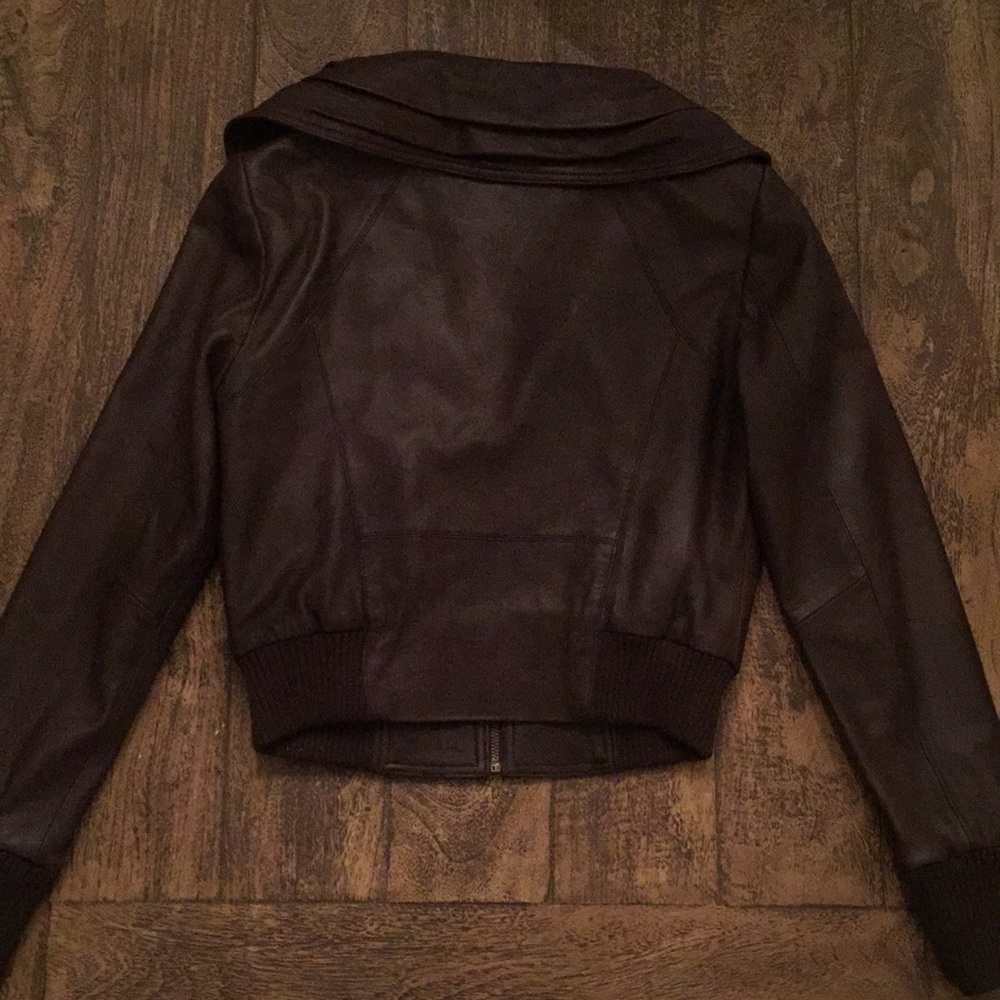 Vintage cropped brown leather jacket, small - Picture 3 of 3